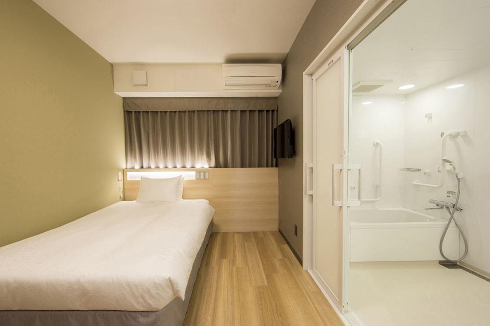 Hotel Karaksa Namba