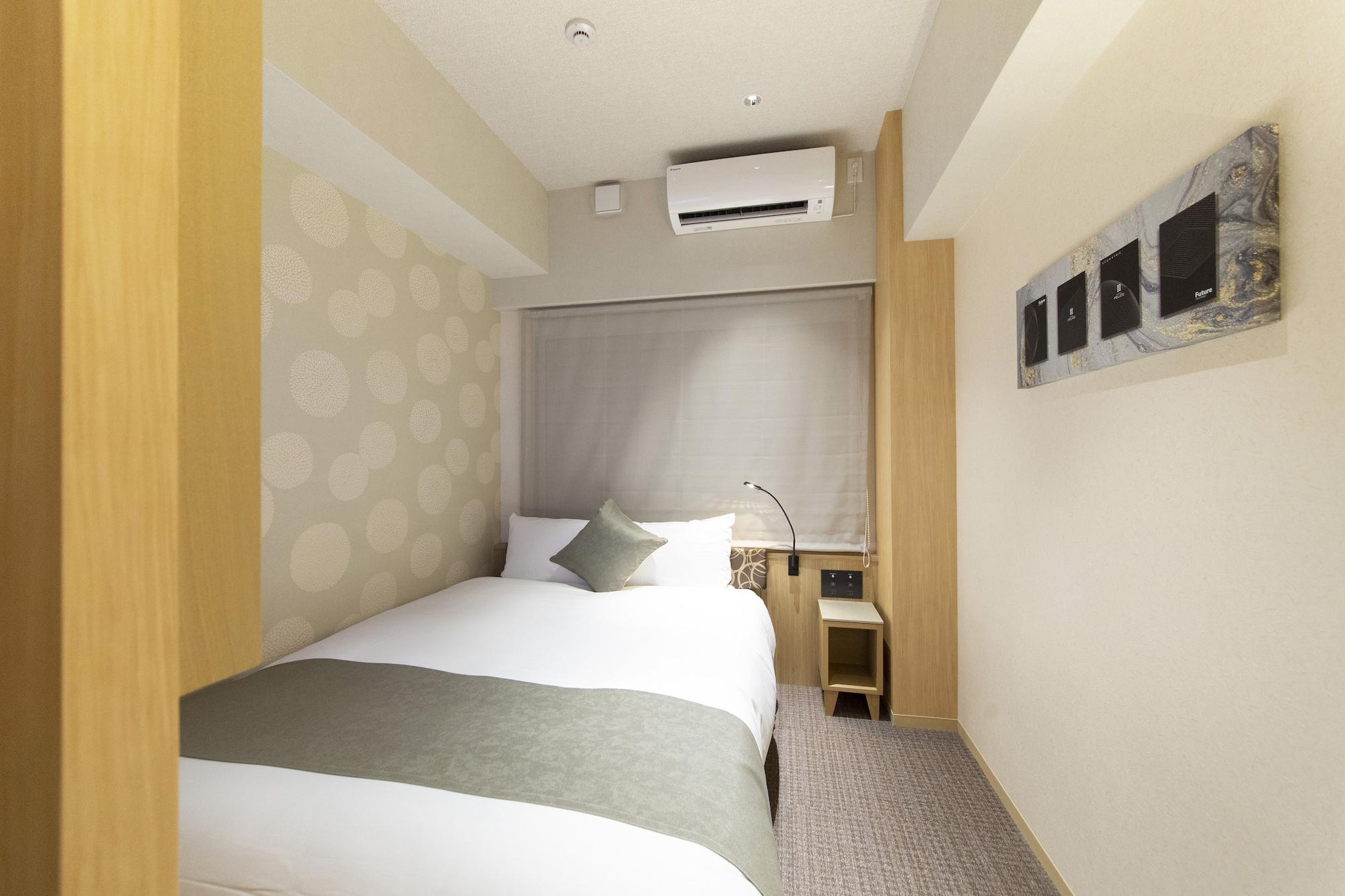 Hillarys Shinsaibashi Hotel