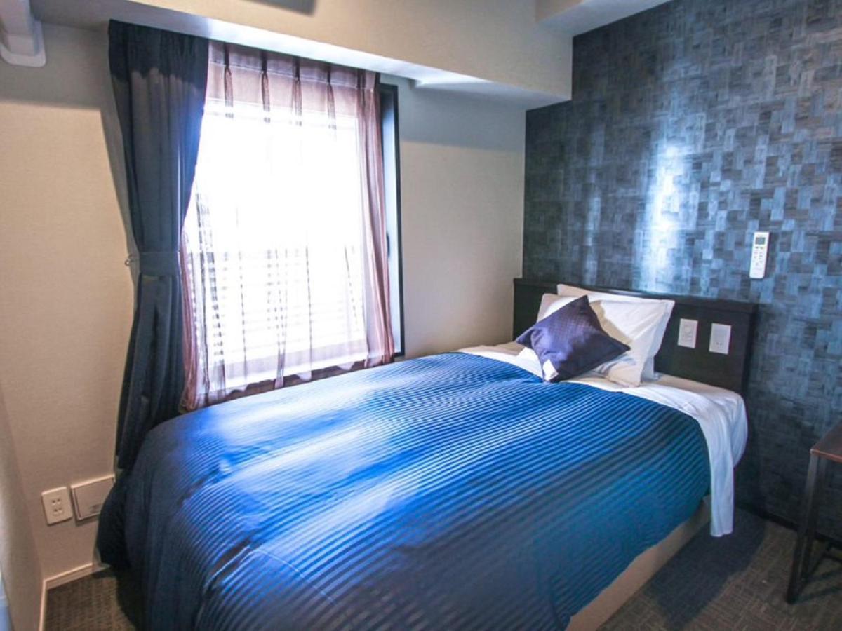 Hotel Livemax Honmachi 2*