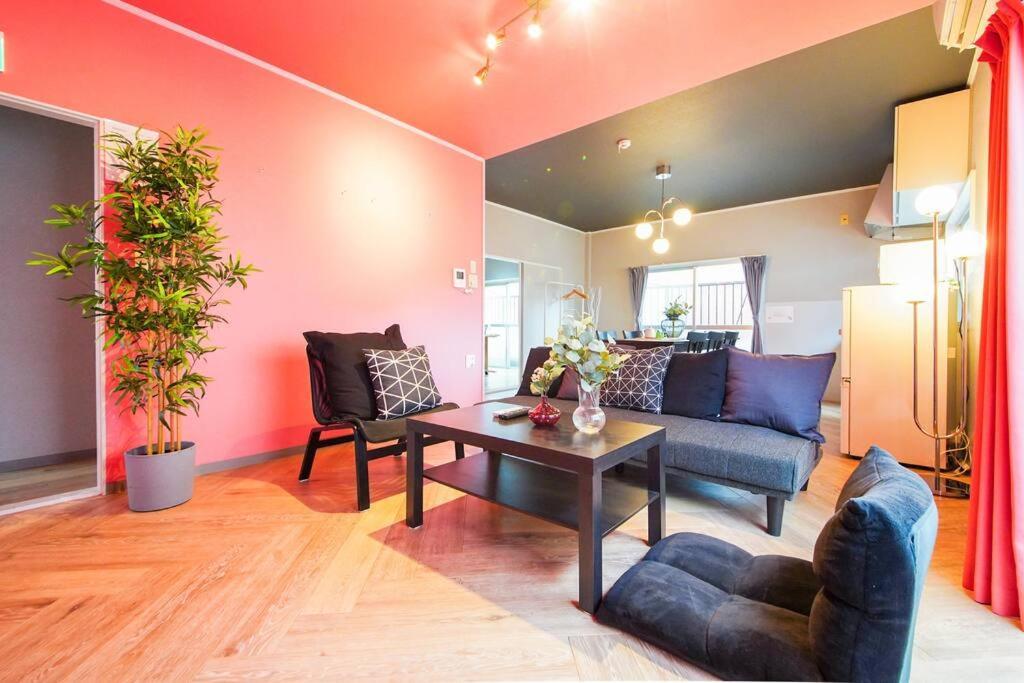 Sanacion Namba: Spacious 5ldk With Bbq-ready Balcony Osaka