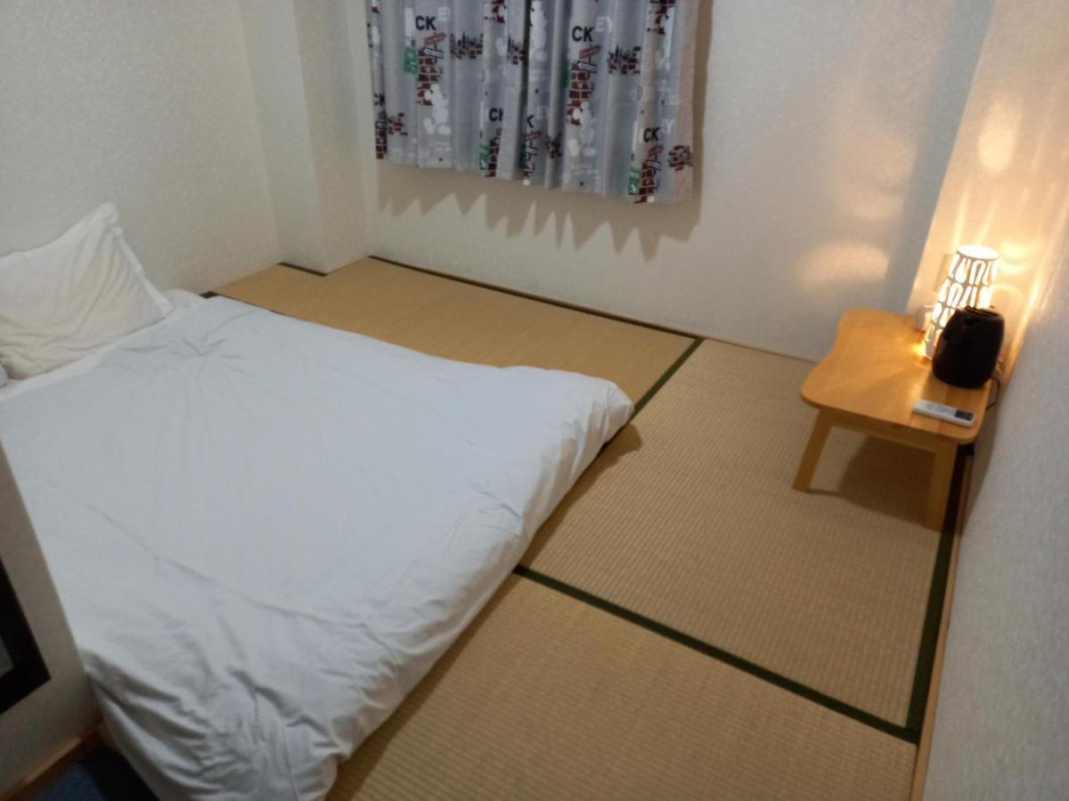 中山ビル Homestay *
