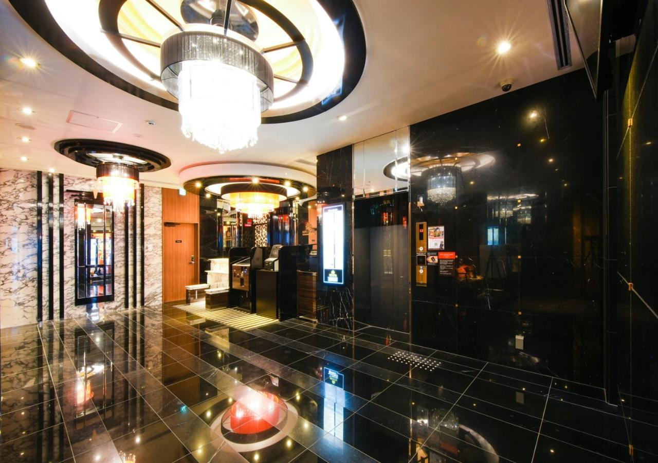 Hotel Apa Midosuji Honmachi Ekihigashi 3*