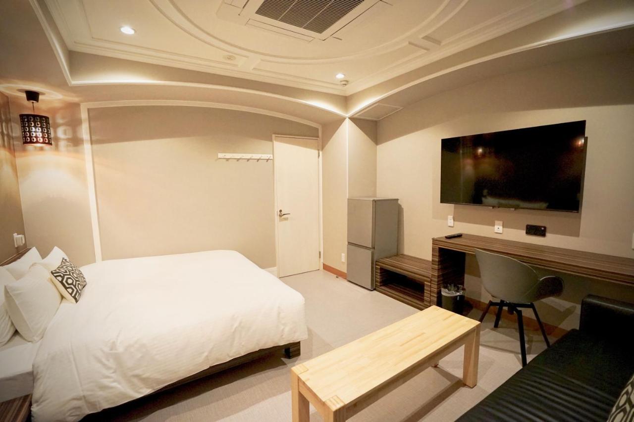 Hotel 88 Shinsaibashi 3*
