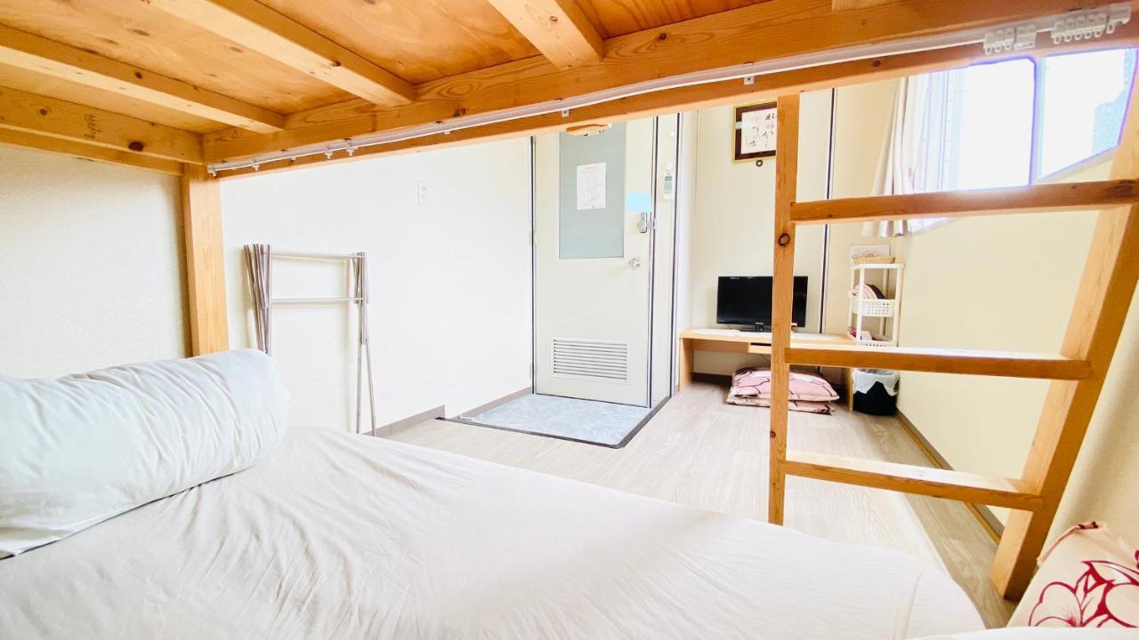Hostel B's Five Osaka