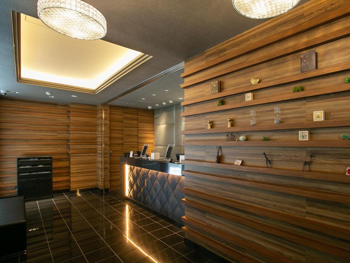 Oriental Express Shinsaibashi Hotel 3*