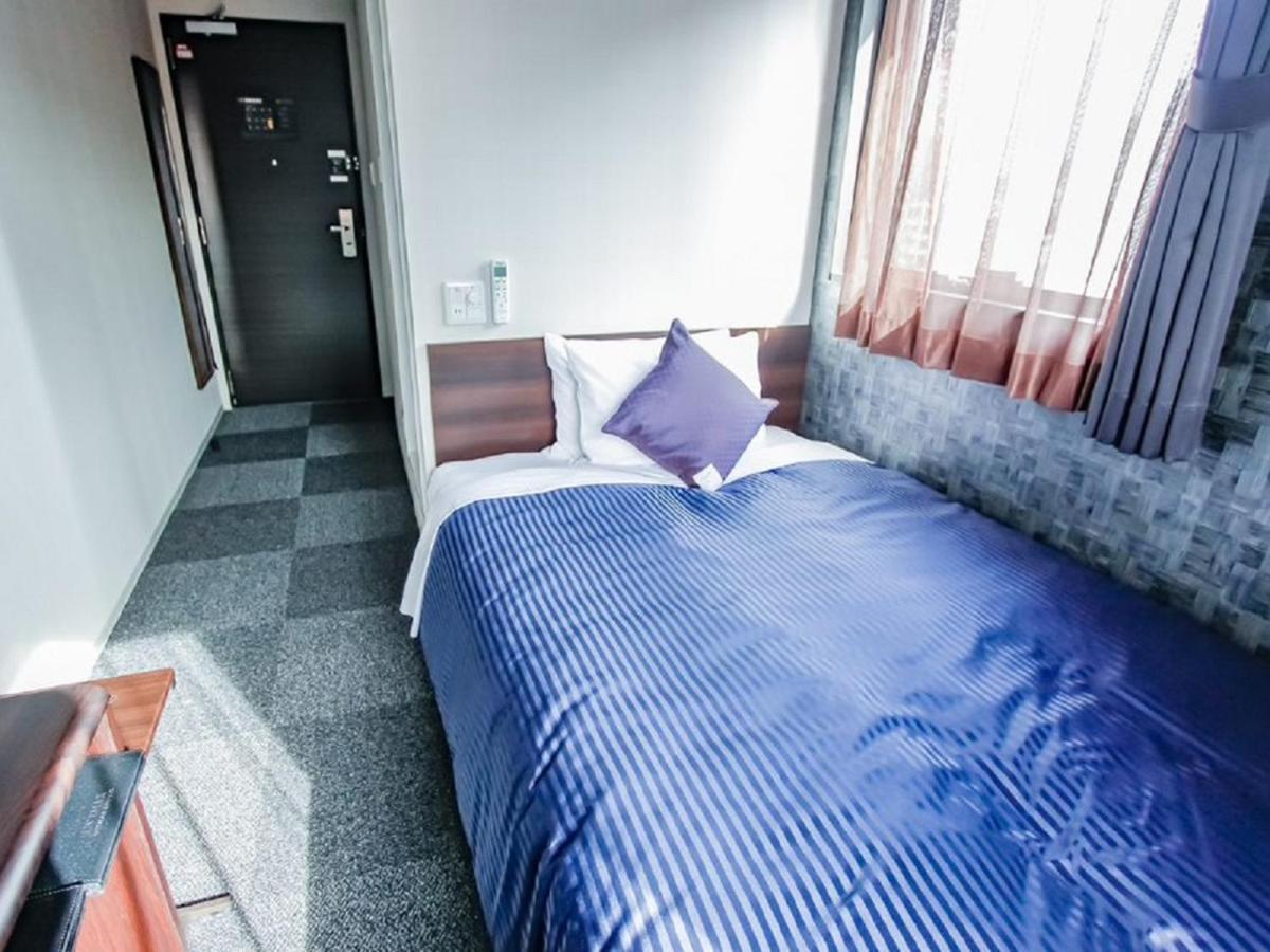 Hotel Livemax Honmachi
