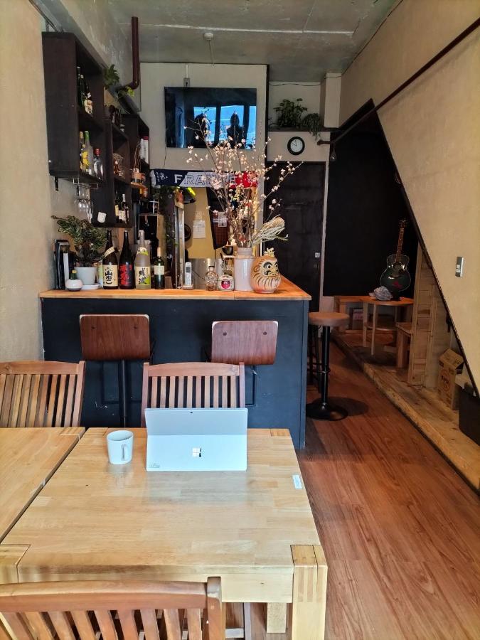 Backstage Party & Bar Hostel *