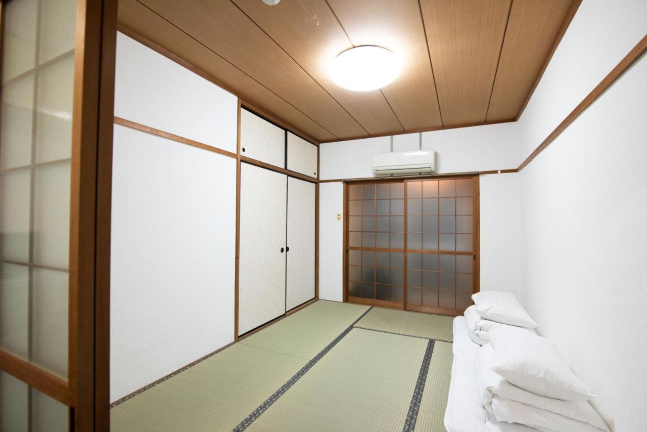 Apartment U-shuku *