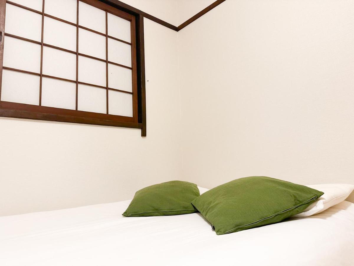 Funhouse-to North Umeda Guestresidence Aparthotel 2*