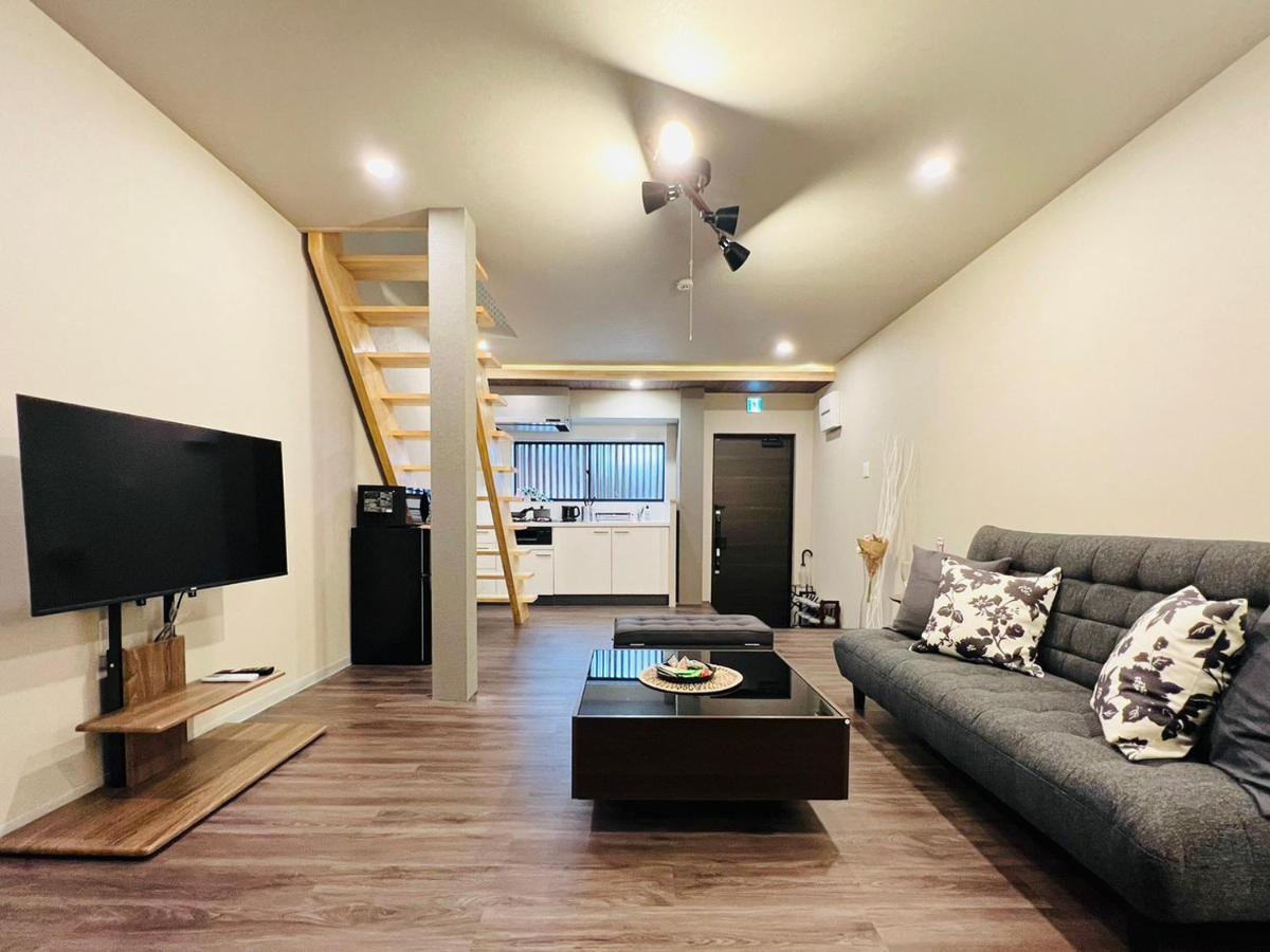 Apartment Tsurumibashi-sho *