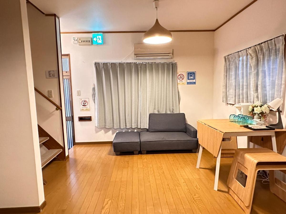 Holiday home Tabi Time Koshihama: Convenient Near Tamade Station Osaka