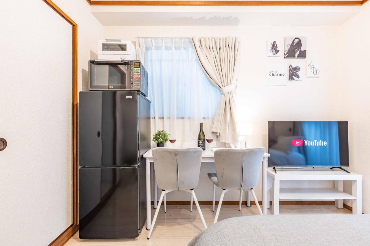 Apartment エステラス大阪ウエスト102