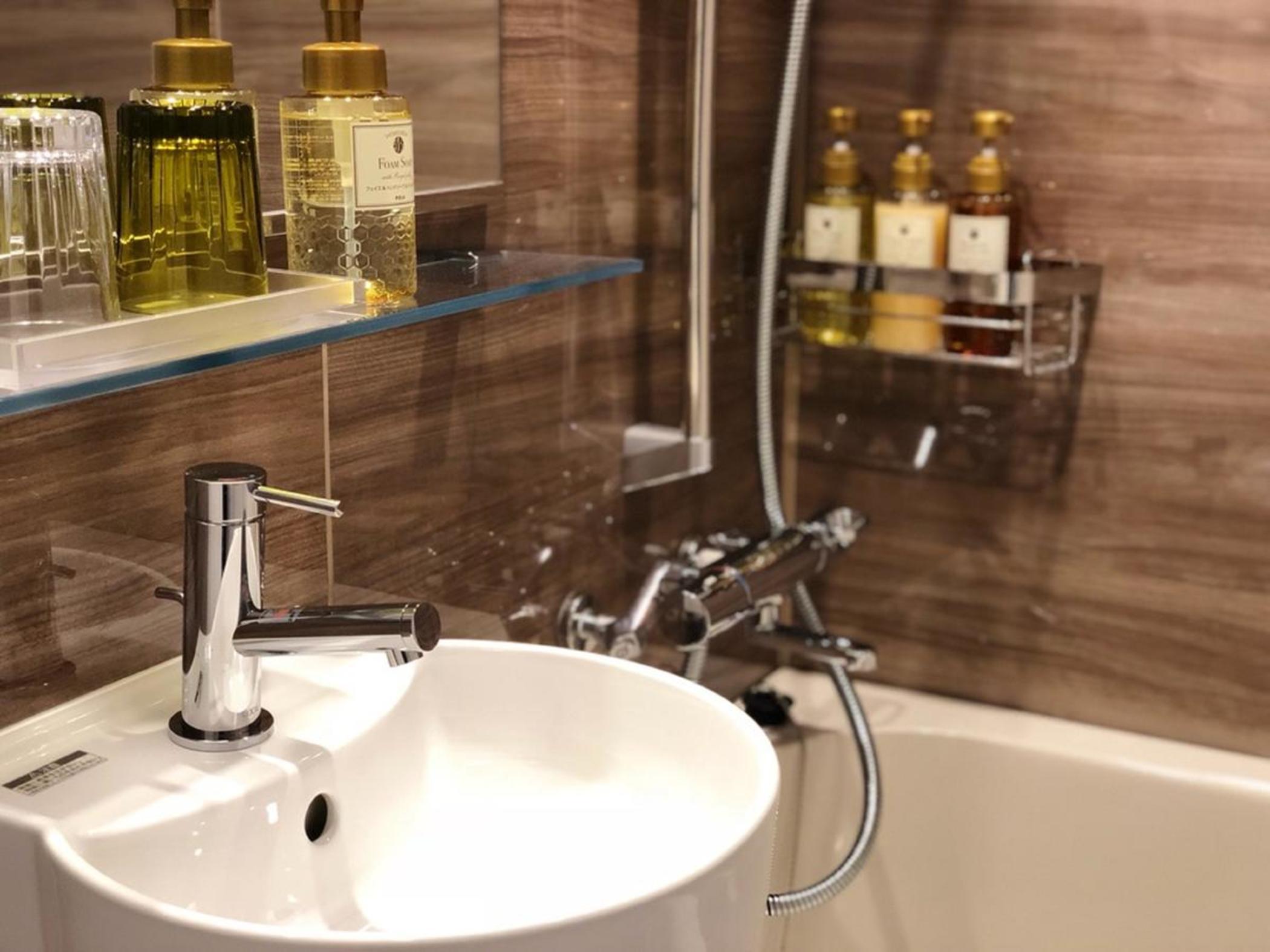 Hotel Oriental Express Shinsaibashi 3*