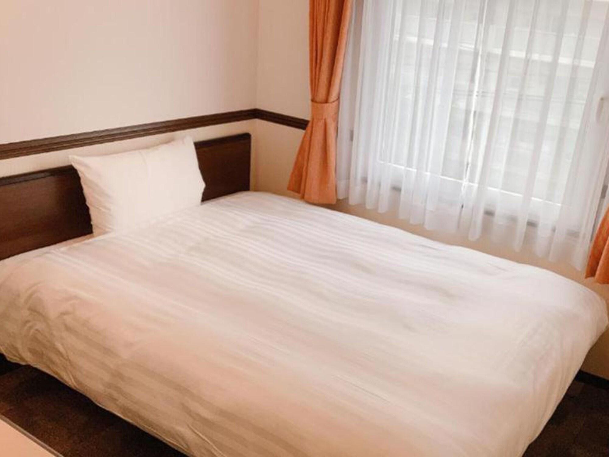 Hotel Toyoko Shin-osaka-eki Higashi-guchi 3*