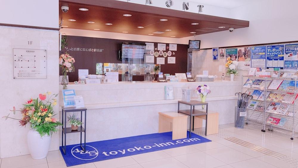 Toyoko Shin-osaka-eki Higashi-guchi Hotel Osaka