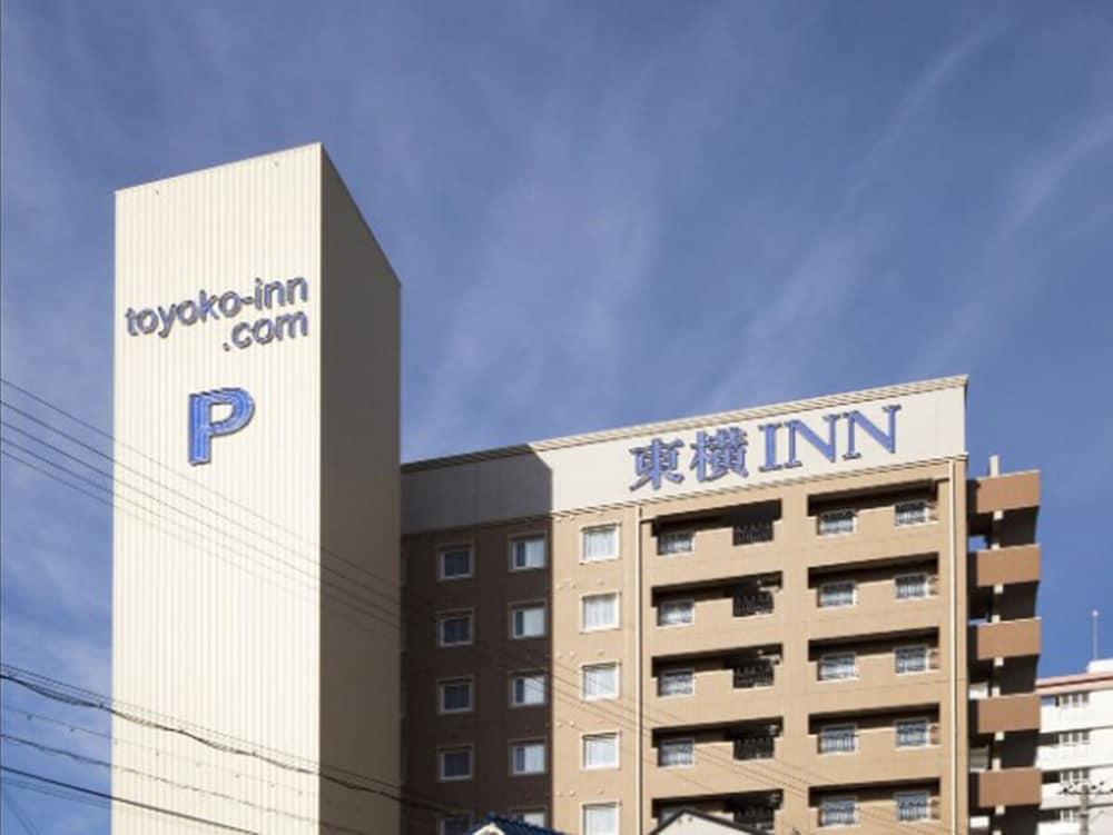 Toyoko Shin-osaka-eki Higashi-guchi
