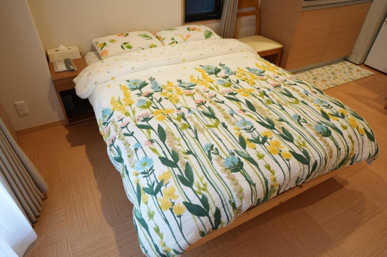 Market View Apartment *