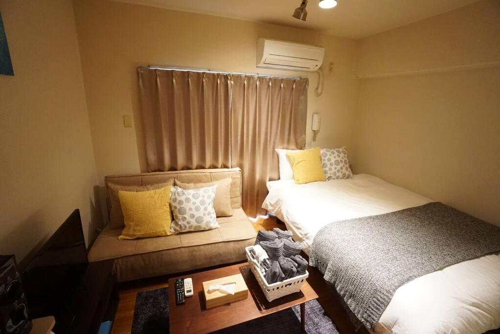 Apartment House Floor Assemble 402 Osaka