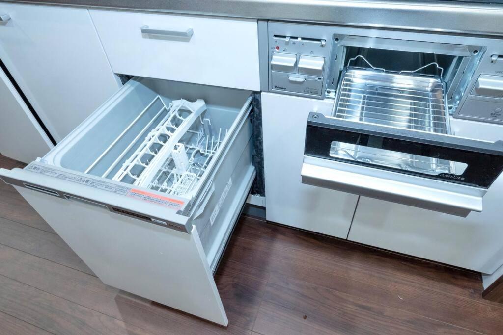 Apartment Kyobashi House Entire House For Rentー 京橋一軒家完全貸切 Osaka