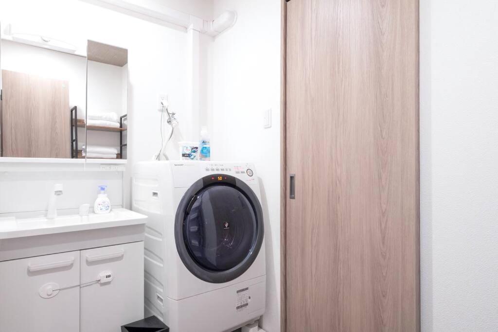 Kyobashi House Entire House For Rentー 京橋一軒家完全貸切 Apartment Osaka