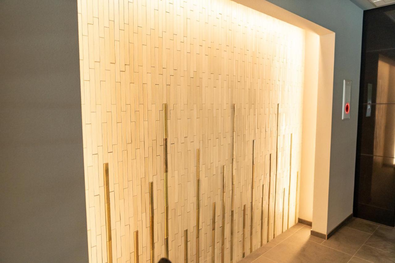 F House 難波桜川 * Osaka