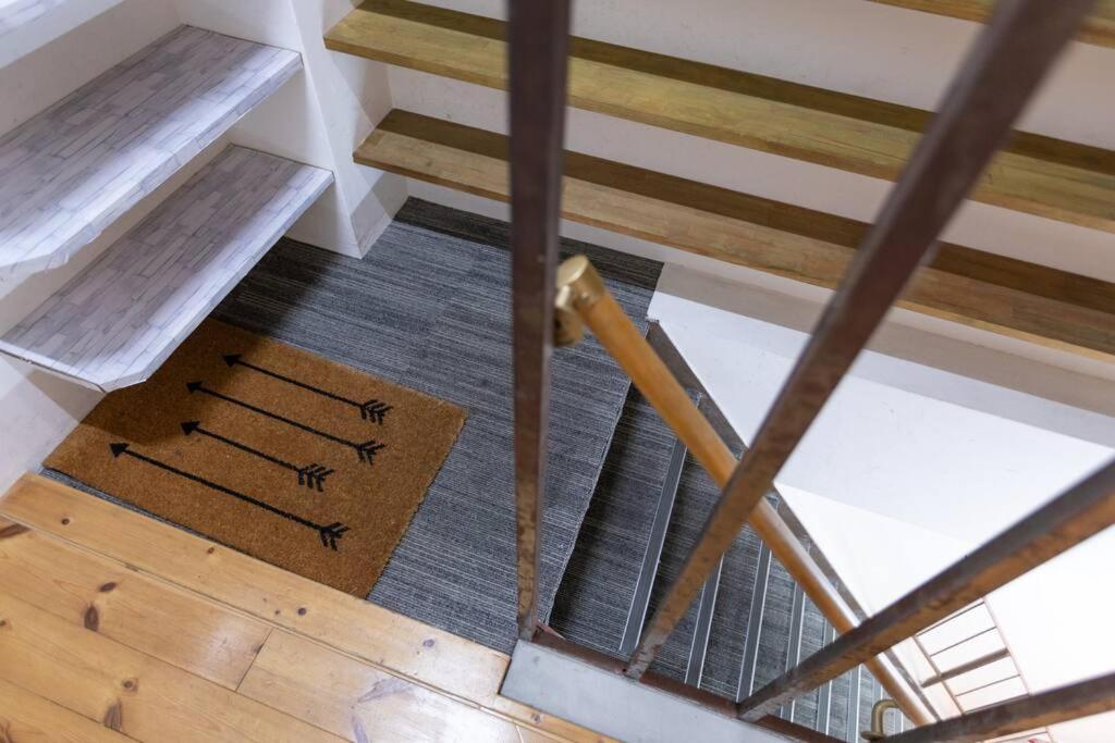 【大阪市中心】一棟貸し切り、便利設備まで徒歩2分、心斎橋商店街まで徒歩10分！ * Osaka