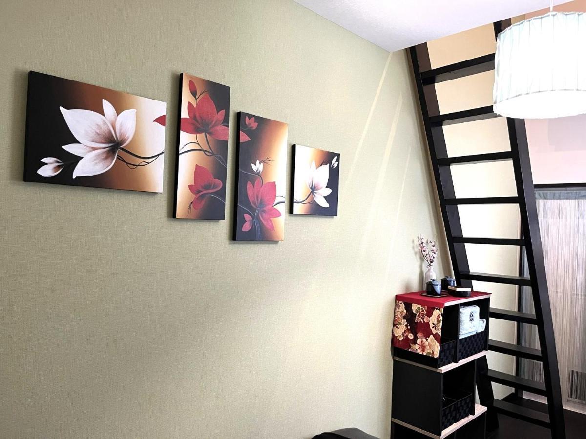 New-130m2 With 5toilets & 4 Showers-namba And Usj Nearby Osaka