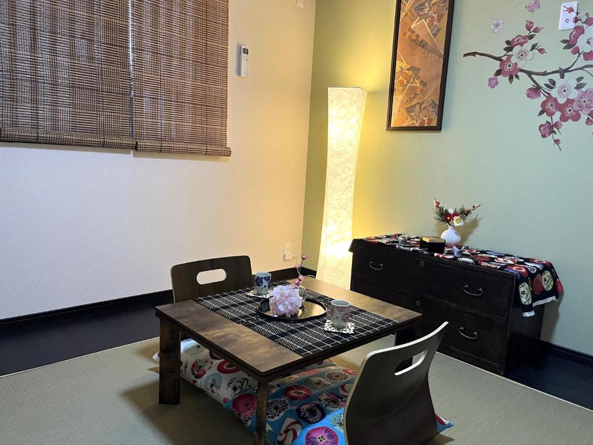 New-130m2 With 5toilets & 4 Showers-namba And Usj Nearby Holiday home *