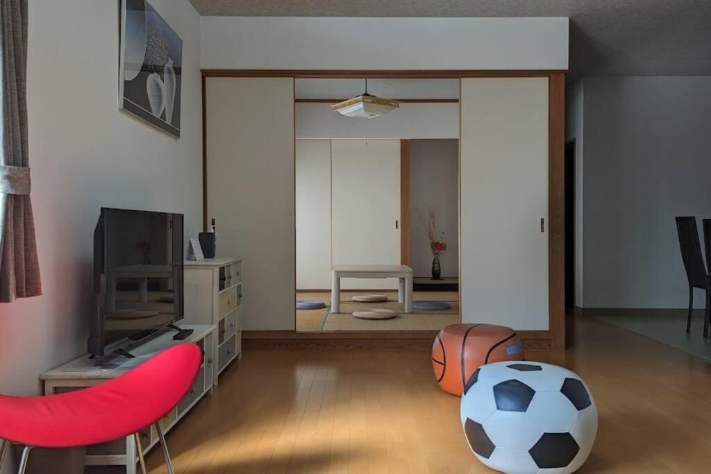 Roomy 4br Sleeps 9／shinosaka／large Groups *