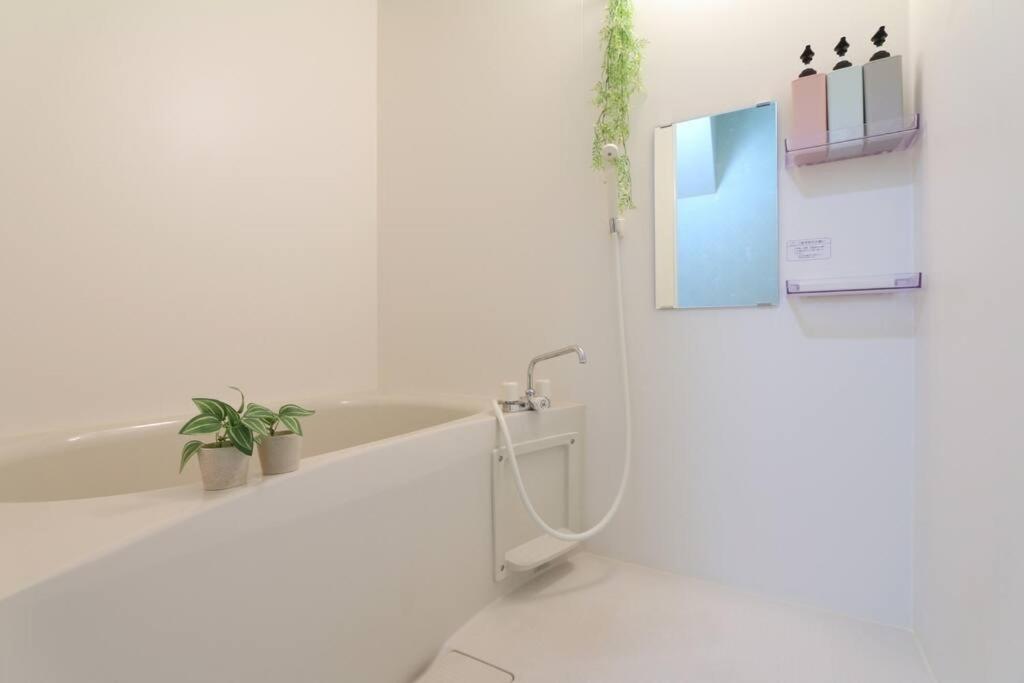 Apartment Guest House Eastwo 日本橋でんでんタウンまで徒歩4分の好立地 Osaka