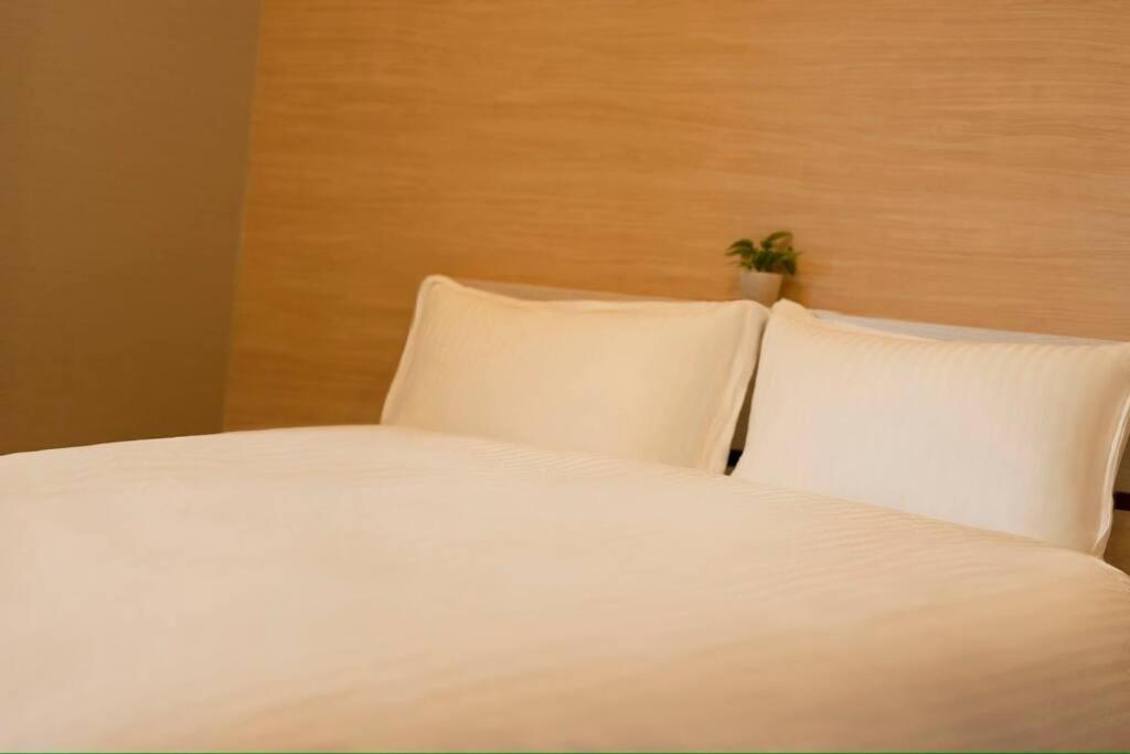 He Men Boutique Hotel: Market Adjacent, Cultural Attractions Nearby Villa