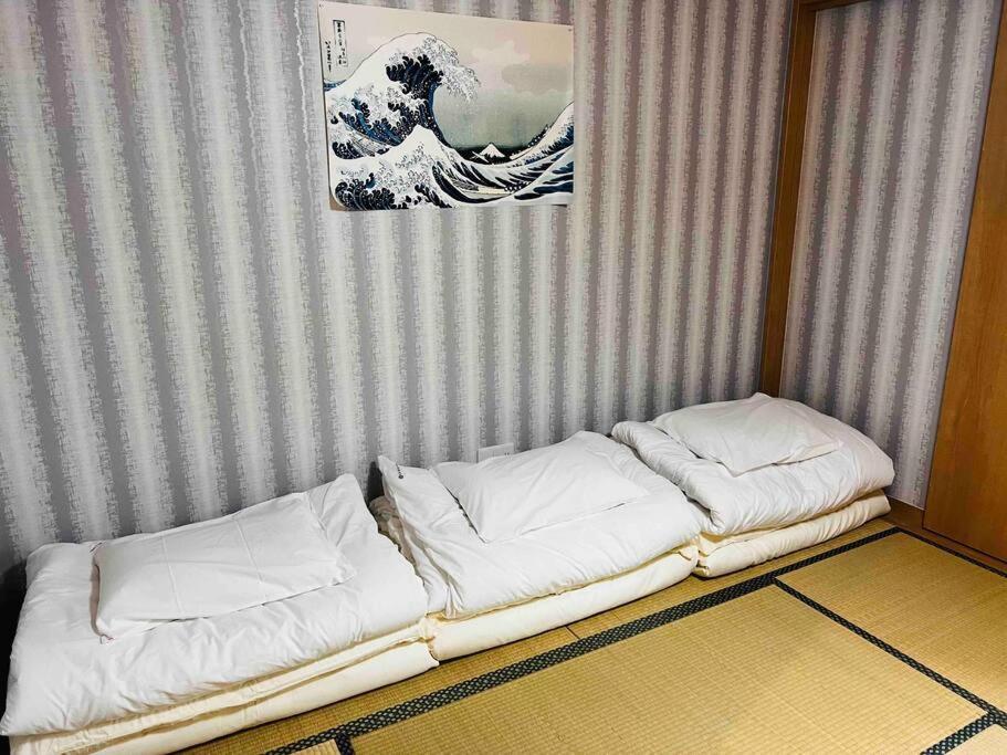 Apartment 全新上线花跡民宿4号馆201，关西机场直达萩之茶屋出站1分钟！难波心斋桥4分钟车程！ Osaka