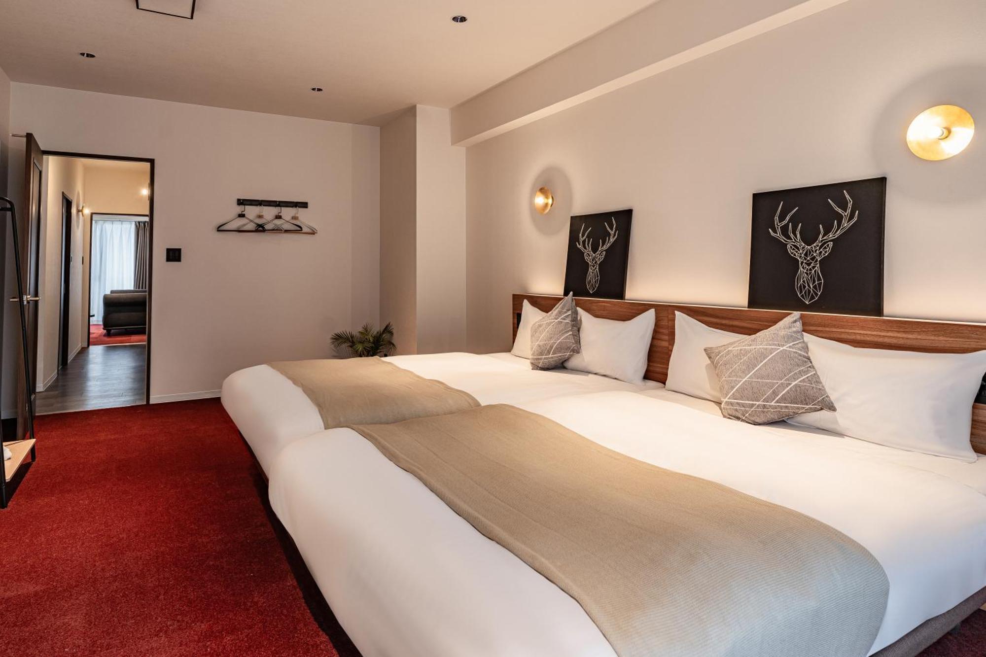 11 Shinsaibashi Amemura Guest house Osaka
