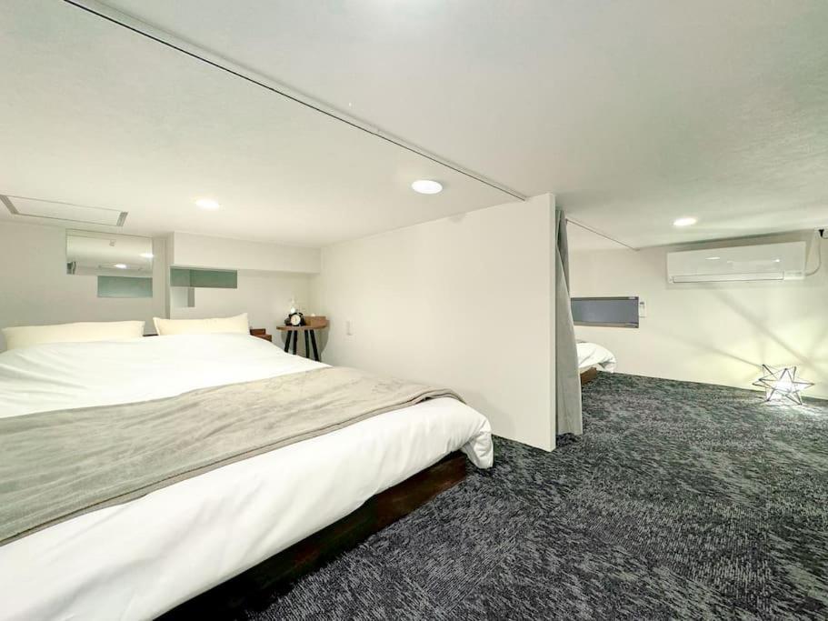 Villa R 新大阪 Fuji サウナ付きの５ldk　3つのお風呂でグループで楽しめます。 Osaka