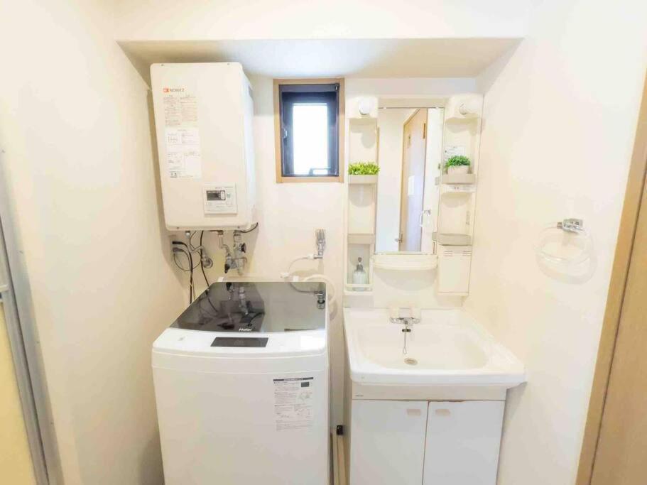 Moon 大国町駅まで徒歩3分 Apartment Osaka