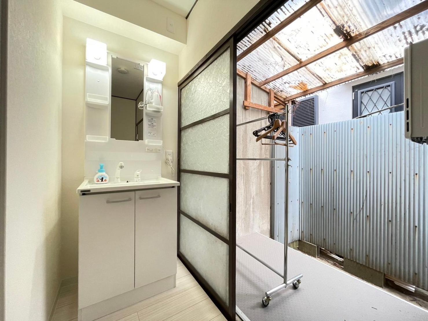 Apartment A&c House 新大阪3 *