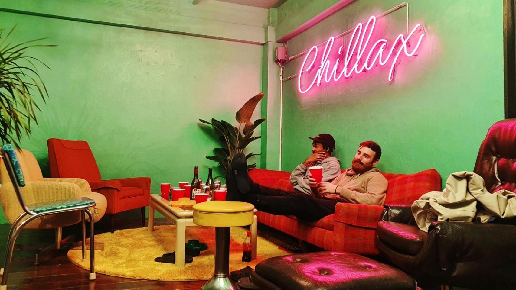 Hostel Chillax