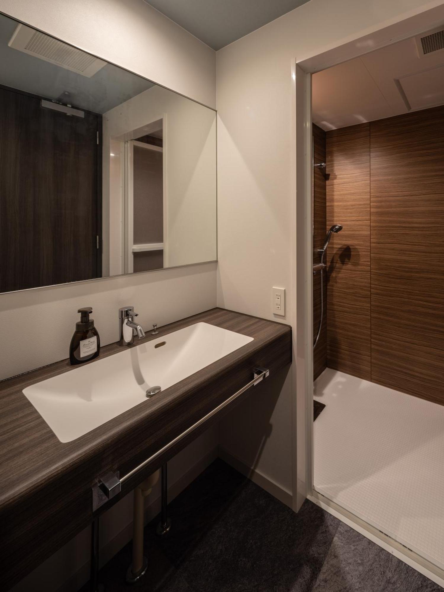 Rota105 Hotel *