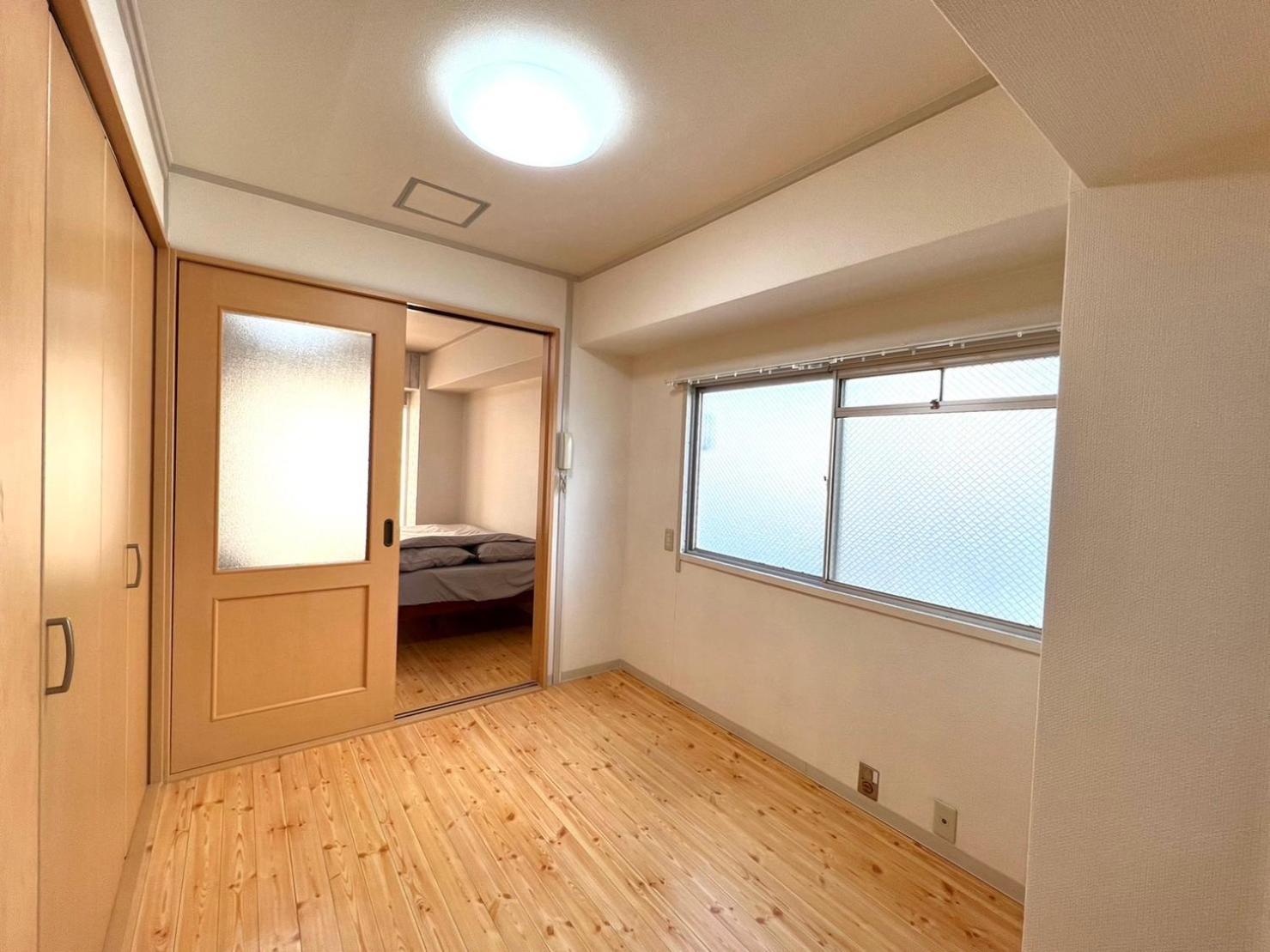 Spacious 1ldk 3min To Kuromon Market Osaka
