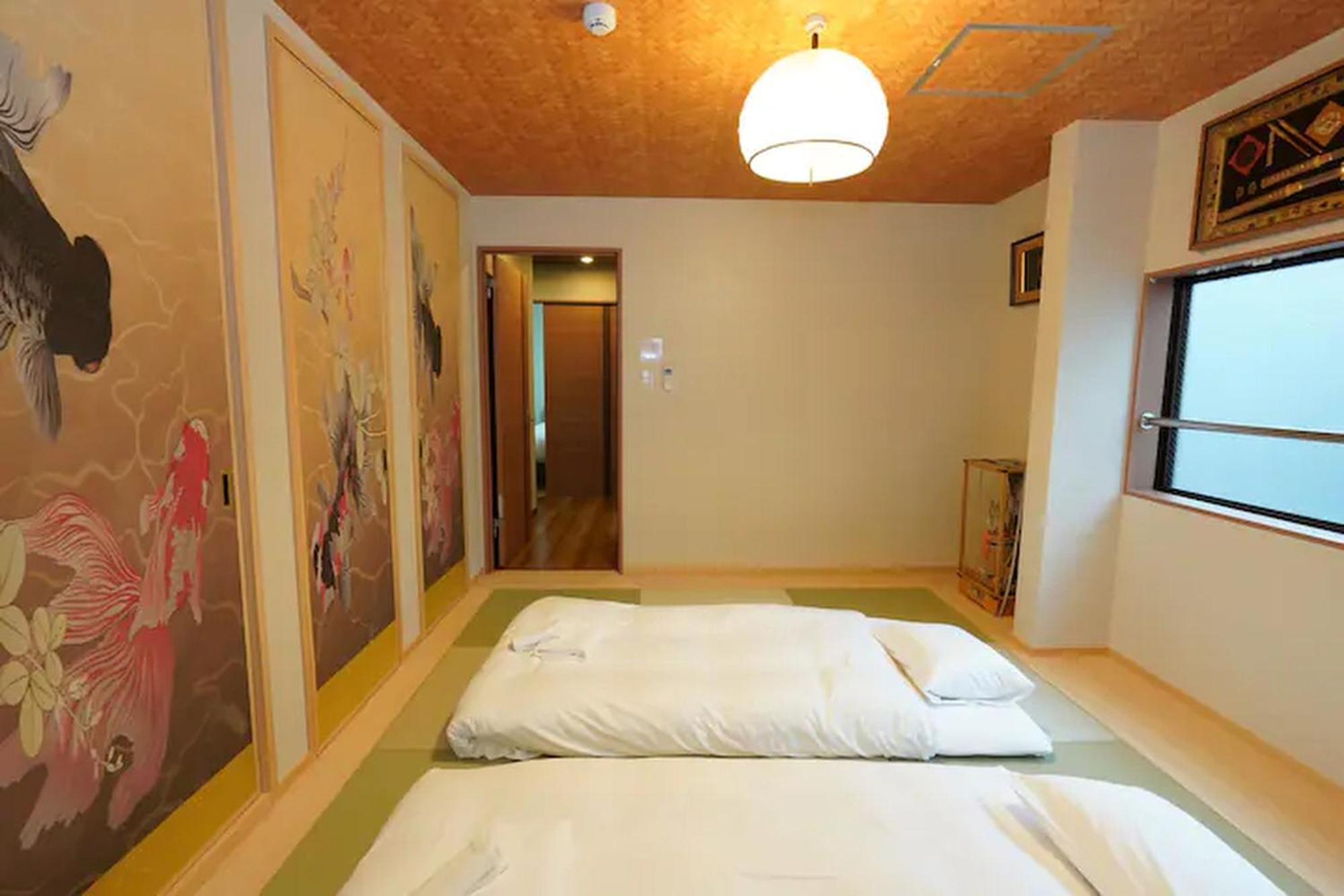 Villa 最大9名で泊まれる貸別荘日本橋駅徒歩5分黒門市場に隣接し道頓堀難波心斎橋徒歩圏内