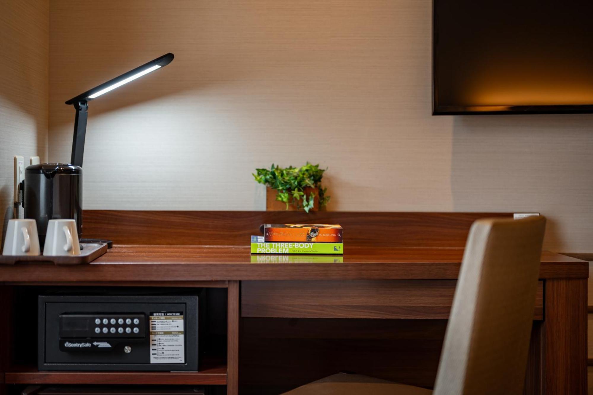 Hotel Noku 4*