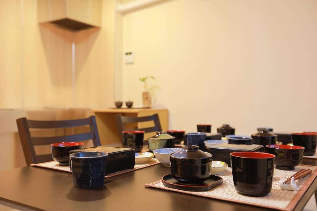 道頓堀民泊＆mini浮世絵美術館、道頓堀真ん中、心斎橋、家族旅行、family Trip 401 *