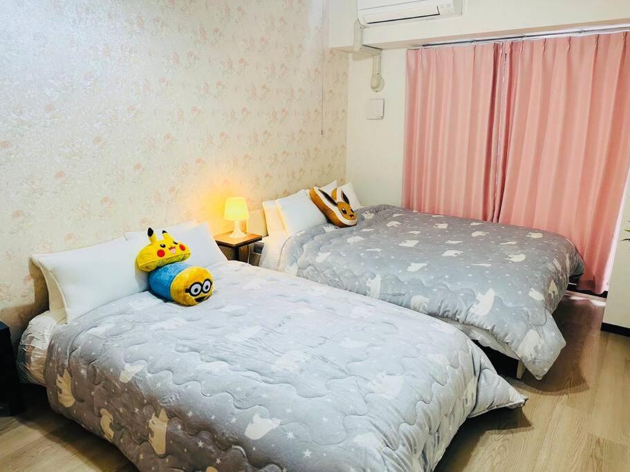202 黒門市場1分!道頓堀まで徒歩8分!心斎橋まで徒歩9分! Apartment *