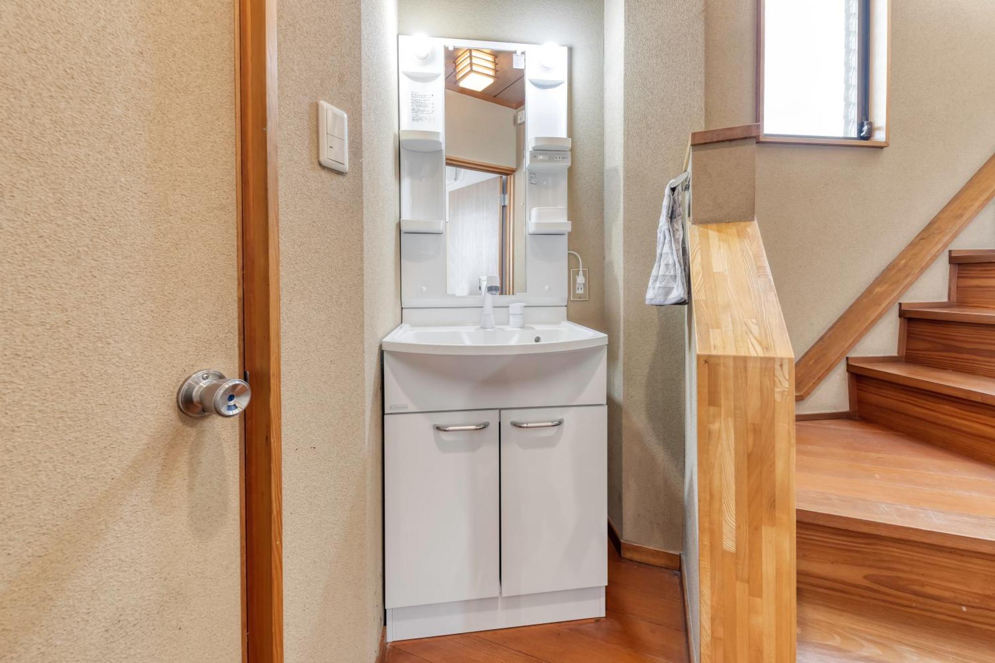 Mon Ashiharabashi Royal -vacation Rental- Apartment Osaka