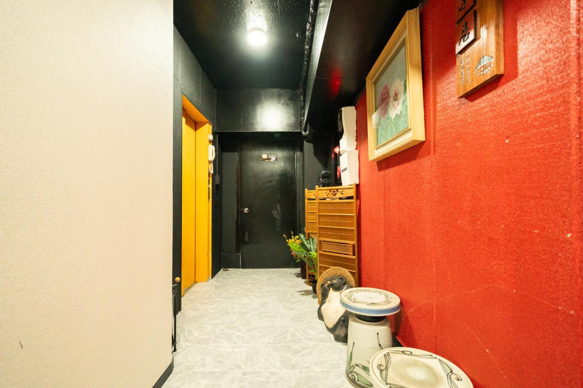 Aoda Apartment: Two-level Near Kansai Airport