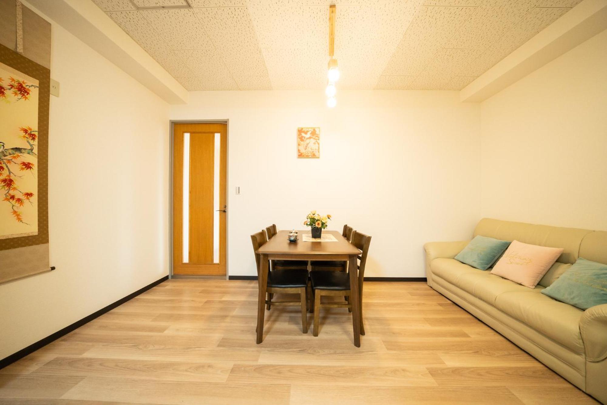 Aoda Apartment: Two-level Near Kansai Airport Apartment