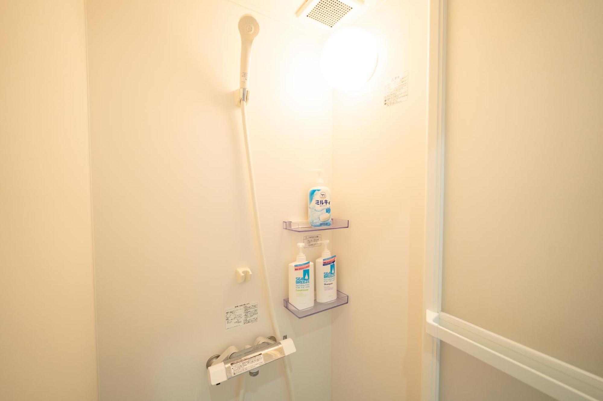 Aoda Apartment: Two-level Near Kansai Airport Osaka