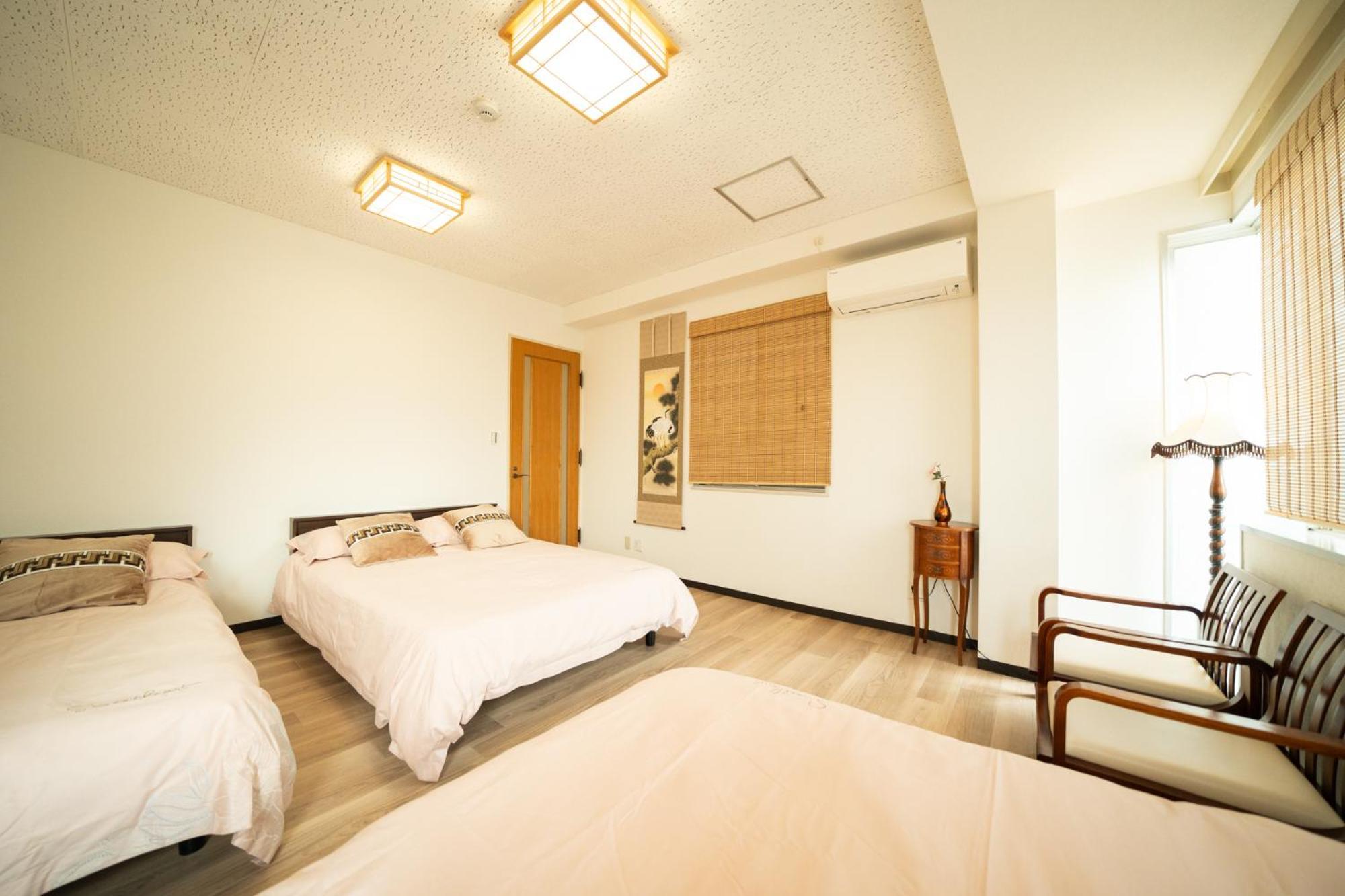 Aoda Apartment: Two-level Near Kansai Airport Apartment Osaka