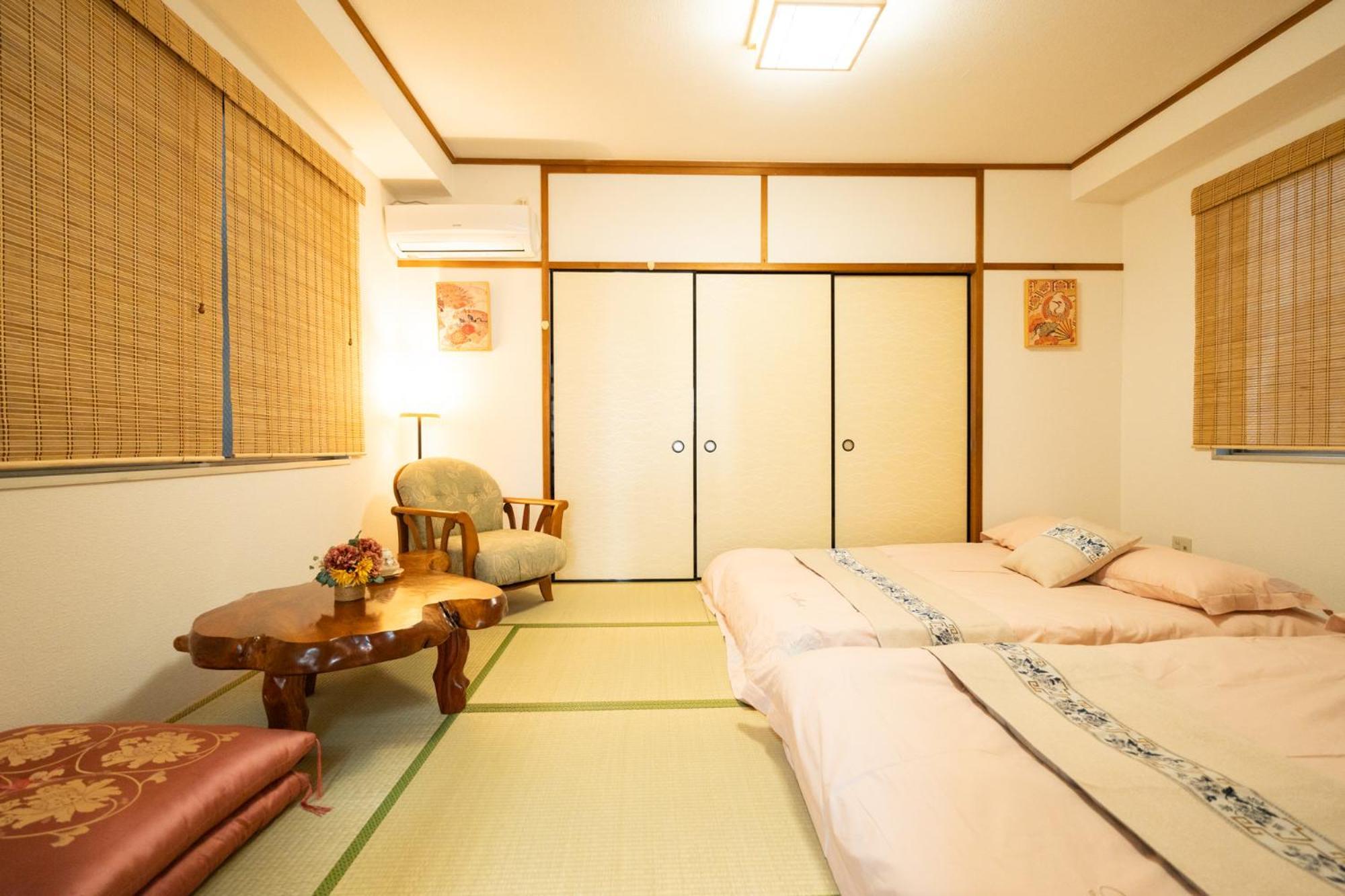 Aoda Apartment: Two-level Near Kansai Airport Apartment