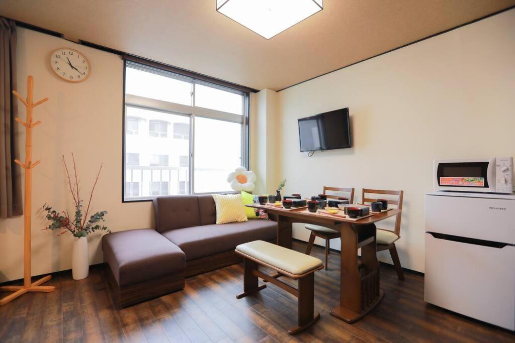 Apartment 道頓堀民泊51,道頓堀真ん中,mini浮世絵美術館,心斎橋,家族旅行,family Trip Osaka
